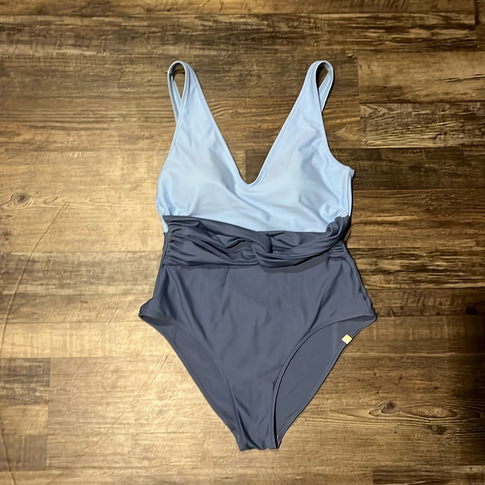Summersalt the twist backflip in sky & mountain blue